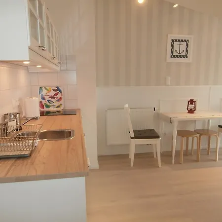 アパート Apartament Przy Plazy 3 カルビア
